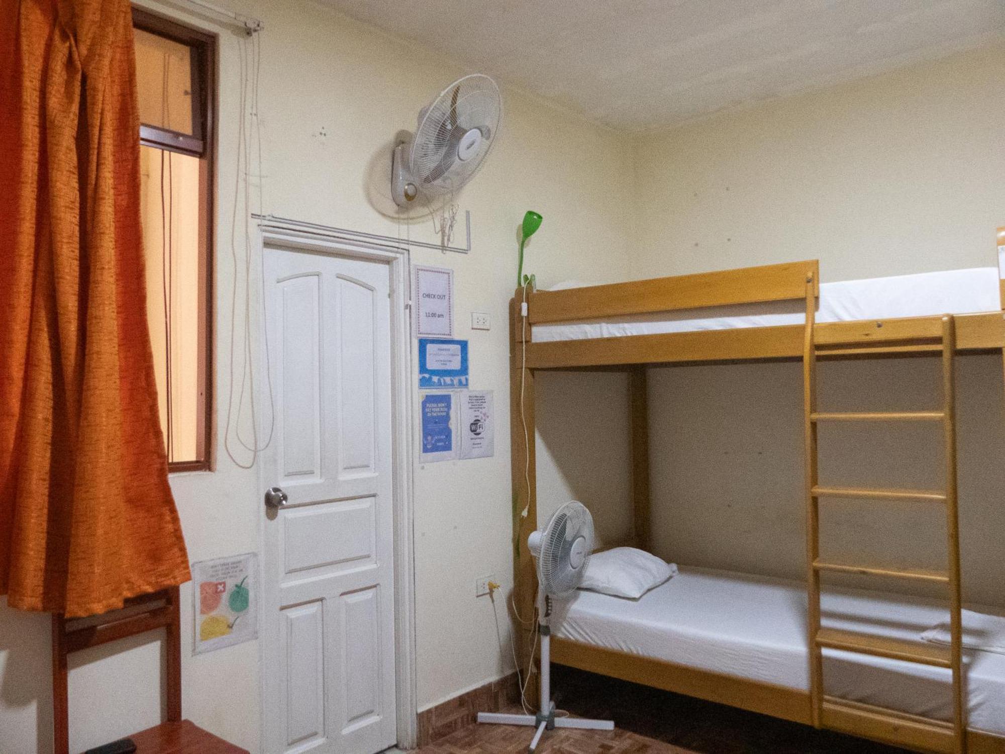 Moicca Youth Hostel Iquitos Cameră foto